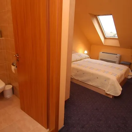 Guest house Tunderpart Vendeghaz Eger