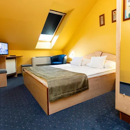 Tuenderpart Vendeghaz 3*