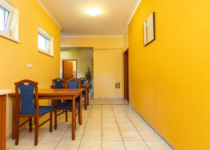 Tunderpart Vendeghaz